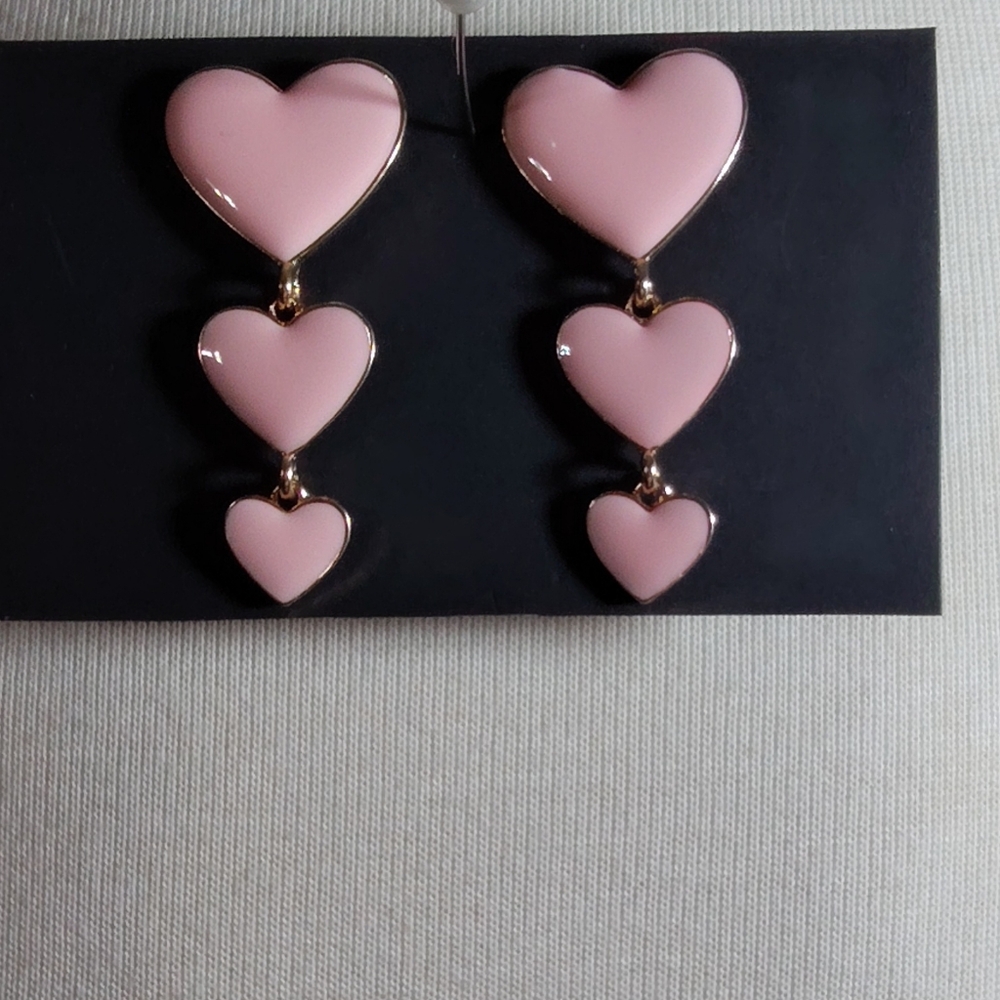 Mux It Pink Heart Drop Earrings Nwot